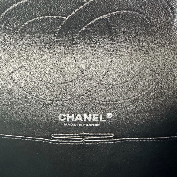 CHANEL Reissue 2.55 Flap Bag Tweed 226 - Picture 14 of 15